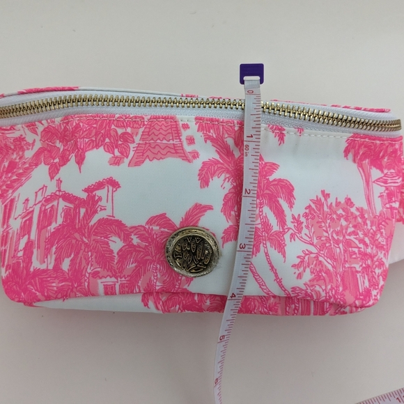 NWT! Lilly Pulitzer Torrey Belt Bag In Resort White PB Anniversary Toile A - Picture 15 of 16